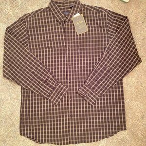 IZOD black long sleeve Men button down rock washed shirt M